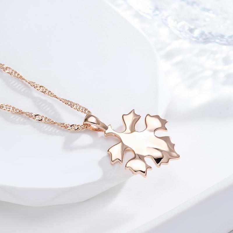 Minimalist Gold Color Maple Pendant Necklaces for Women Long Chain Party Daily Personality Jewelry
