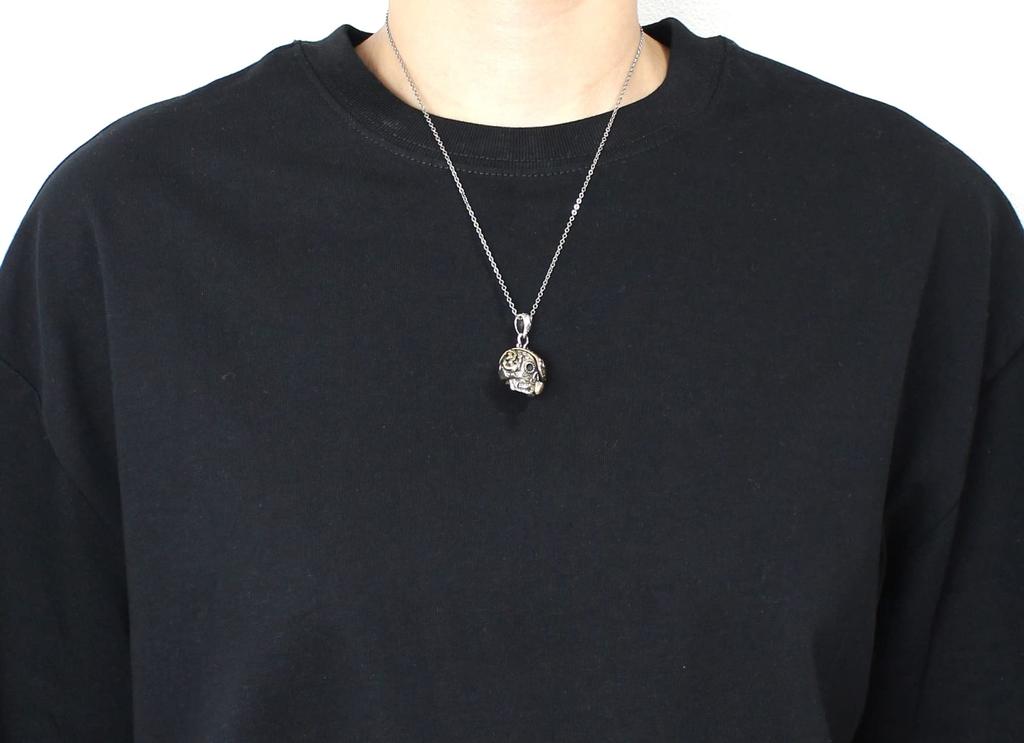 Good Vibrations Mexican Skull Pendant with One Eye