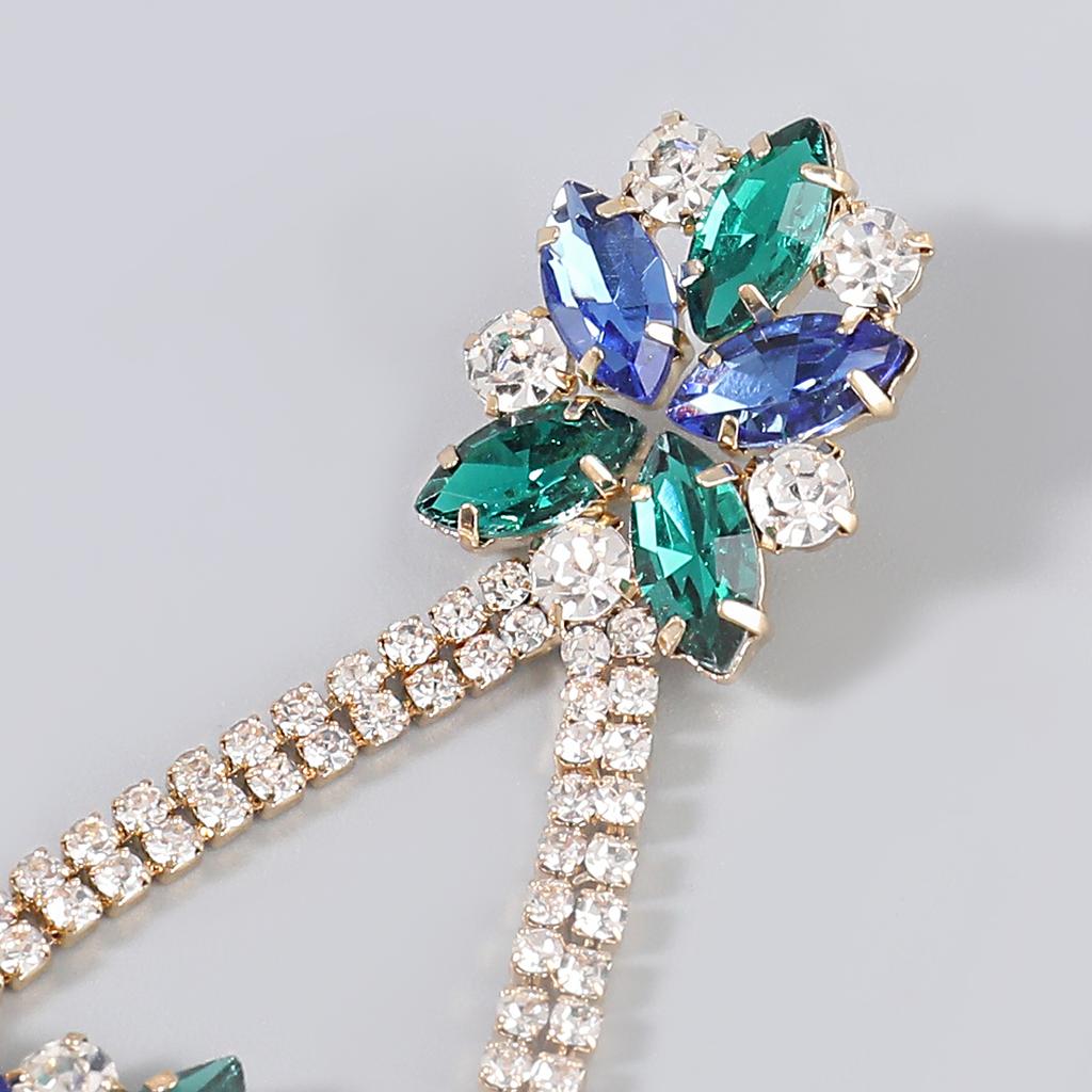 Новые женские серьги в форме цветка со стразами, модные роскошные ювелирные аксессуары для ужина и свадьбы