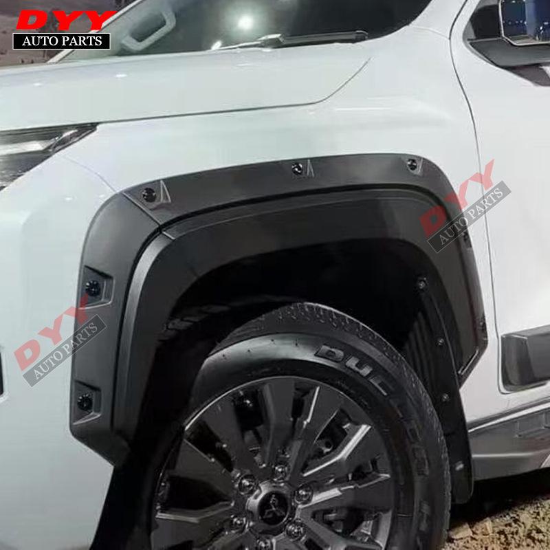 Mitsubishi Triton L200 2023-2024 Wide Fender Flares & Modified Mud Flaps