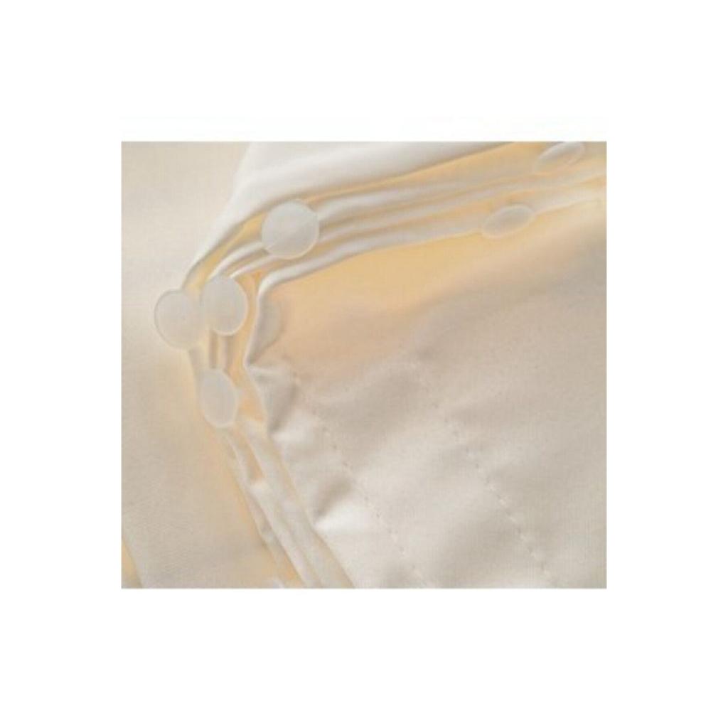 Атласная занавеска