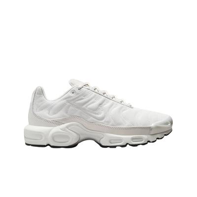 (в) Air Max Plus Platinum Tint
