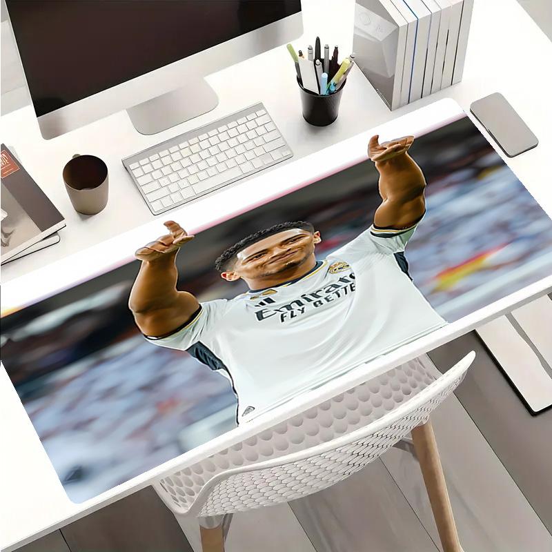 Jude Bellingham Mouse Pad - Non-Slip Rubber Base, Smooth Surface for Work,Gaming,Office,And Home Use, Desk Mouse Pad