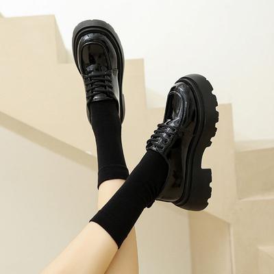 Платформенные маленькие кожаные туфли женские весна 2025 новые ретро британский стиль на высокой подошве черные в стиле колледжа лоферы на шнуровке