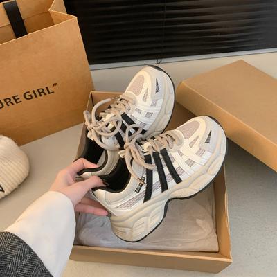 Женская обувь – Кроссовки