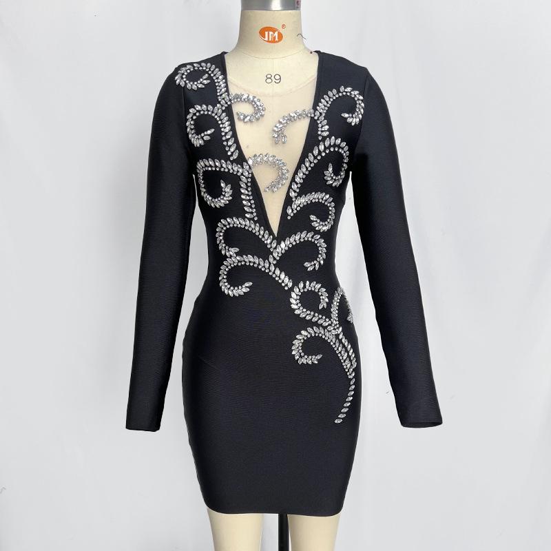 Черное Красное Платье Бандажное Вечернее с Длинным Рукавом и Стразами