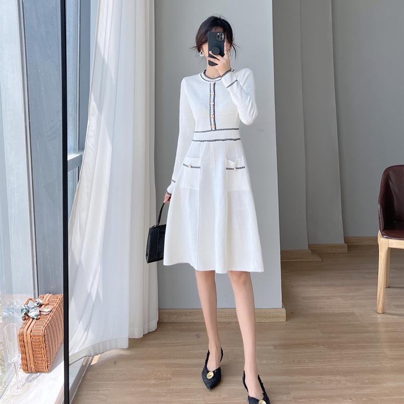 Korean Chic Autumn Winter Women A-Line Dress O Neck White Black Knitting Bodycon Dress Elegant Office Lady Knit Feminine Dress