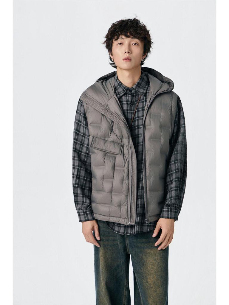 Мужской зимний жилет с капюшоном из 90% белого утиного пуха - Европейский и американский стиль, Большой размер, Свободный крой, Рельефная накидка на плечи.