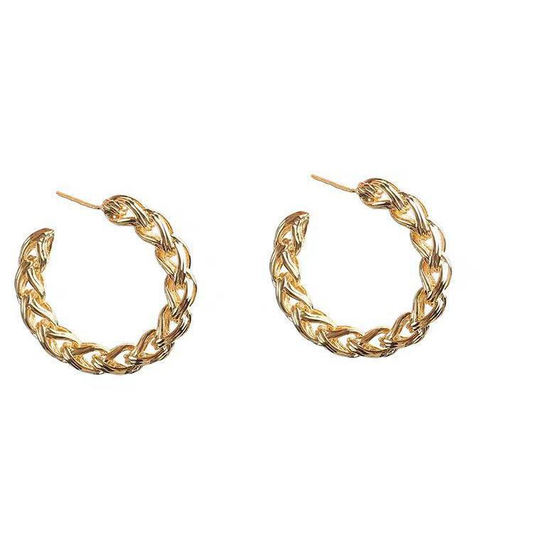 Европейские и американские серьги-кольца с плетеными колечками из пшеницы: Стильный дизайн ниши в форме буквы С для женщин
