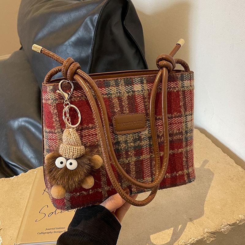 Популярные в этом году шерстяные плетеные сумки для женщин, модные модные сумки-тоут для женщин, сумки-ведра высокого класса Sense Niche