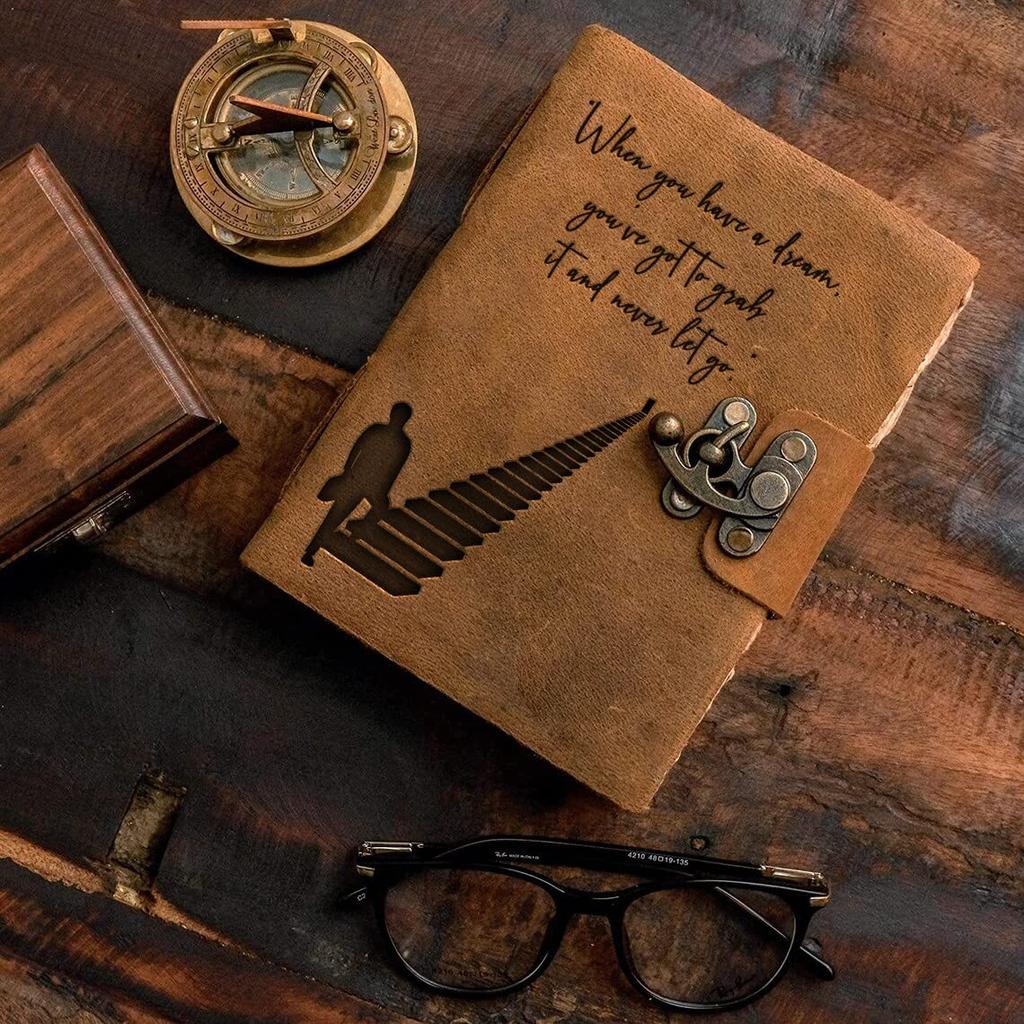 Кожаная обложка, винтажная бумага ручной работы с декоративными краями и металлическим замком, ежедневник-планировщик, тетради для письма (100 страниц, 5x7 дюймов)