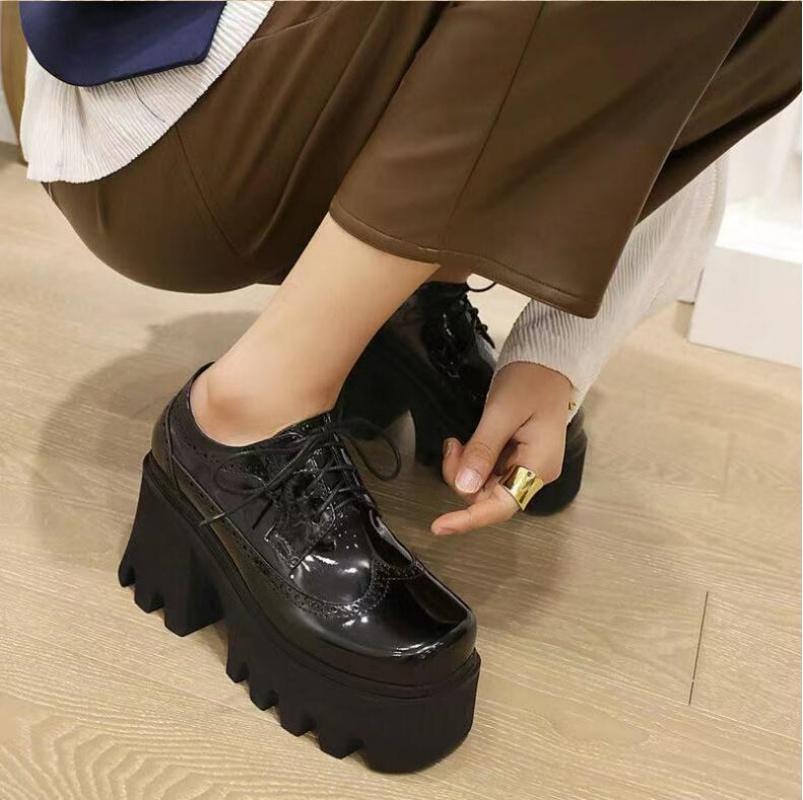 Весенне-осенняя обувь, женские туфли из лакированной кожи на платформе, туфли-лодочки на высокой платформе и толстом каблуке, большой размер 34-43