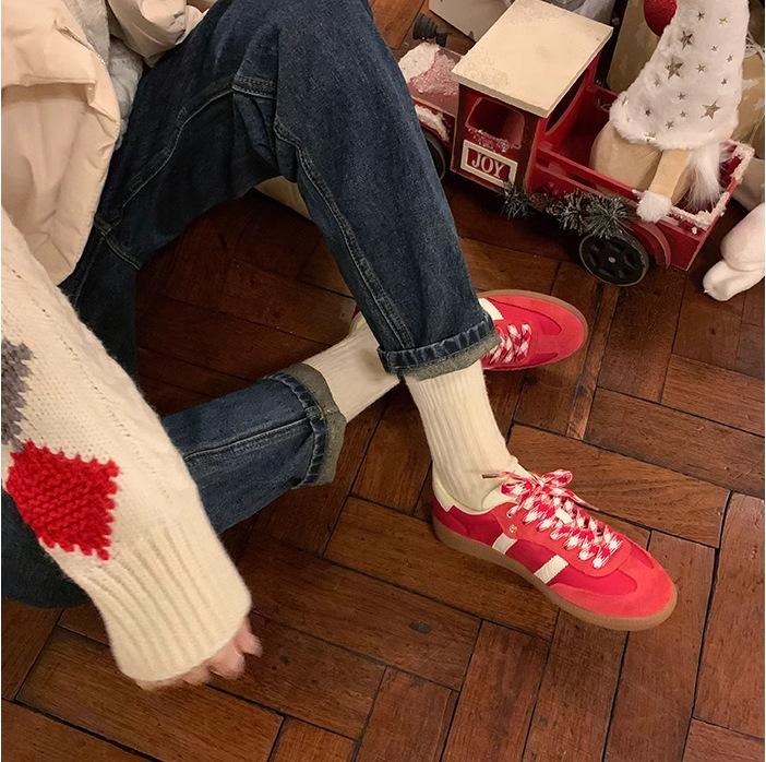 Leather thick-soled small white shoes women's 2025 new color-blocked wear-resistant sports casual inner increase moral training board shoes women