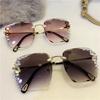 Интернет знаменитости Стразы Солнцезащитные очки Женщины S УФ Анти-алмазные Солнцезащитные очки Без оправы Модные Ins Маленький Аромат Стиль Очки