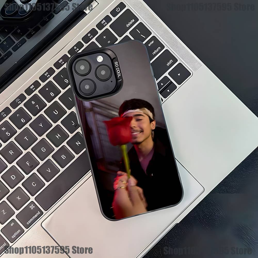Чехол для телефона Ivan Cornejo Donde Estas Для iPhone 17,16,15,14,13,12,11,Pro,XS,Max,Plus,Mini,SE4,E Черный Матовый Ударопрочный Чехол