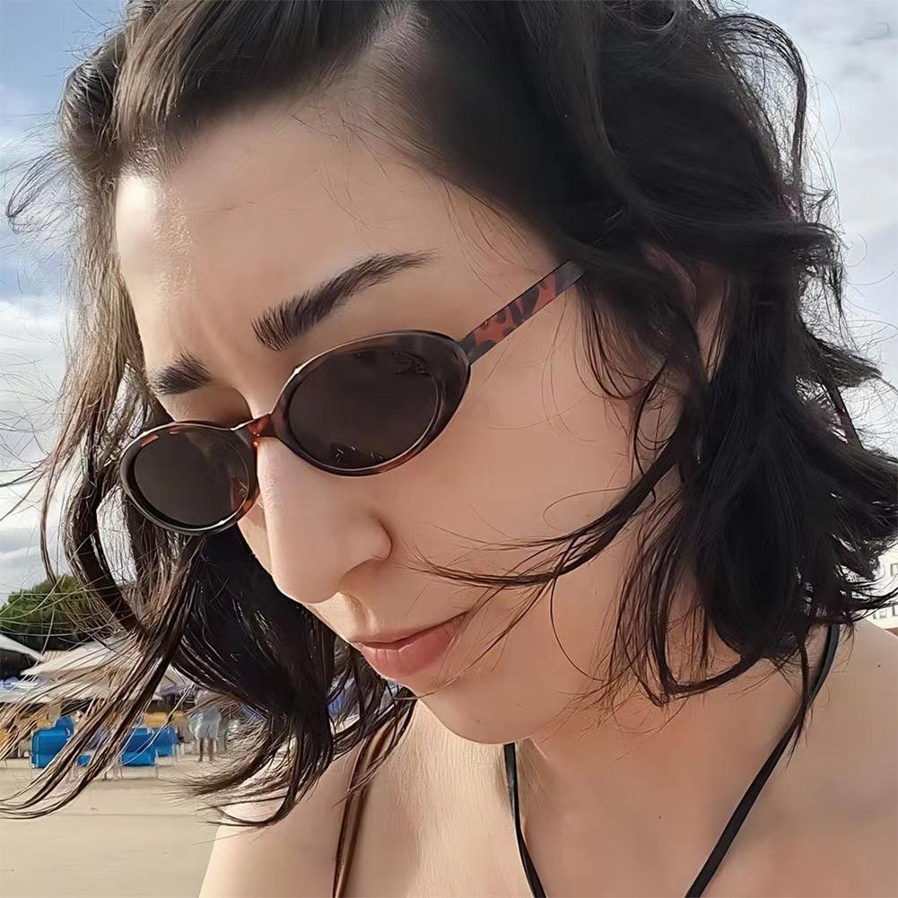 Солнцезащитные очки женские Jelly Oval в маленькой оправе, шикарные винтажные солнцезащитные очки в стиле ретро, полупрозрачные каплевидные очки для пляжных нарядов
