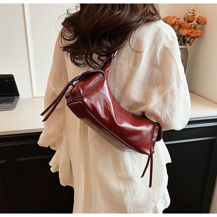 Cross-Border Korean Version Niche Design Underarm Bag 2025 New Women's Fashion Versatile Double Pocket Large Capacity Shoulder Bag