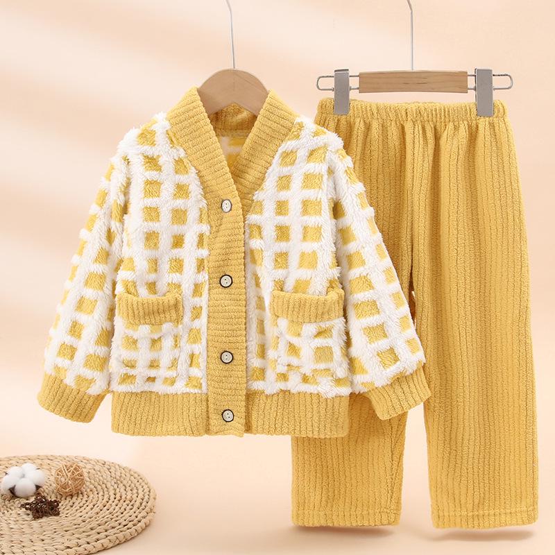 Утолщенный фланелевый костюм для мамы и дочери на осень/зиму - Размеры M и L