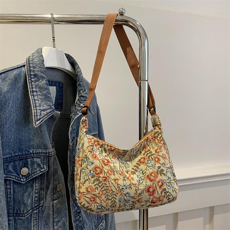 Women's Handbag Casual Color Cotton Linen Women's Personality Fashion Canvas Embroidery Shoulder