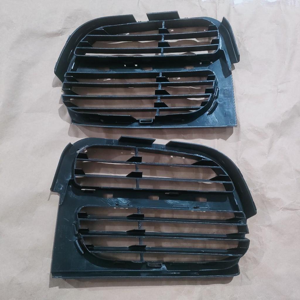 Подходит для вентиляционных решеток Porsche Cayenne 2003-2006 гг. (R95550568200L95550568100)