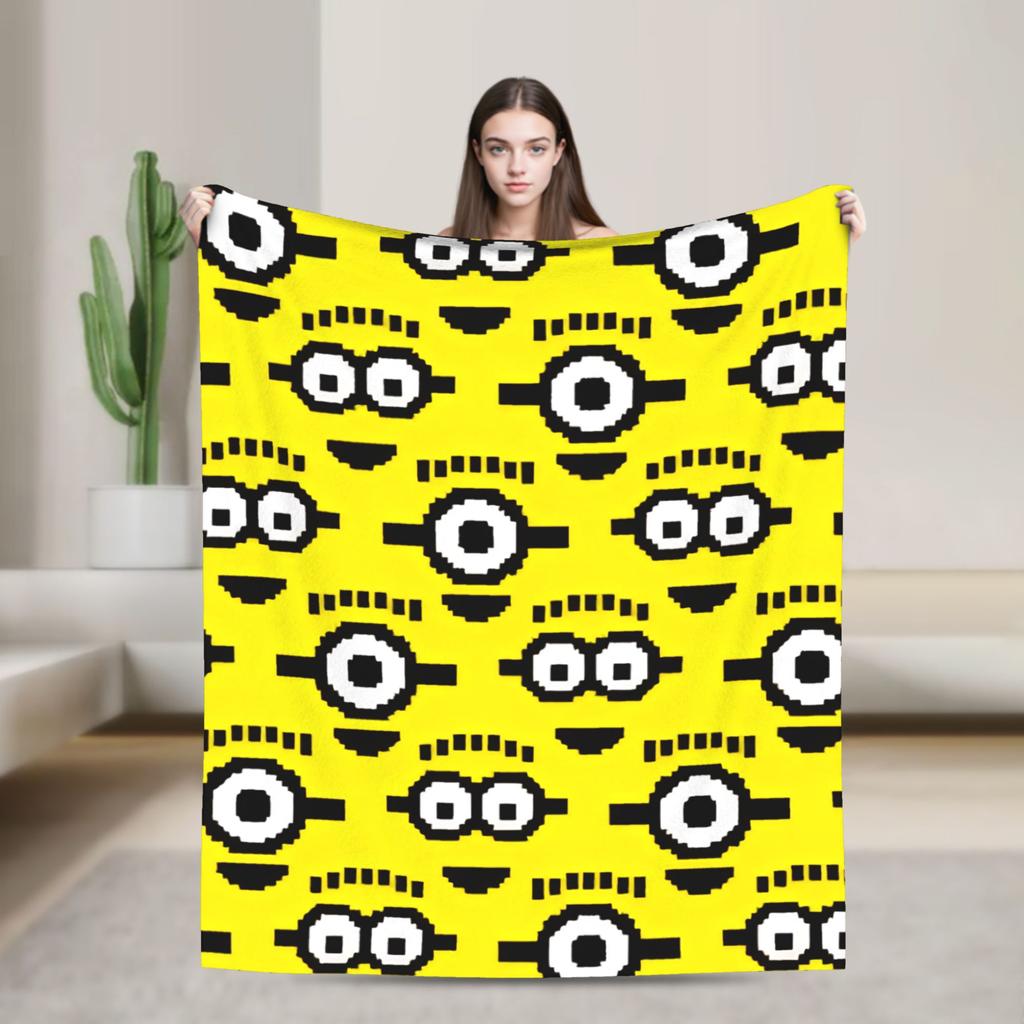 M-Minions Cartoon Christmas Flannel Blanket Warm Throw Blanket for Outdoor Travel Comfortable Bedspread Sofa Bed Cover