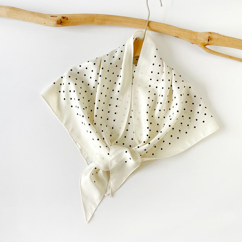 Niche Irregular Scarf Shawl Spring and Summer Twill Triangle Scarf Versatile Scarf Professional Leopard Scarf Decoration