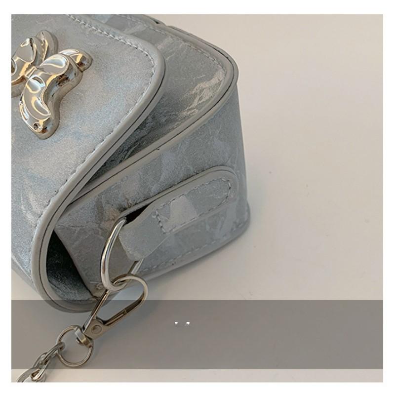 Маленькая квадратная сумка-бабочка с цепочкой через плечо, мини-сумка для губ, простая модная сумка-седло, женская изысканная сумочка для женщин