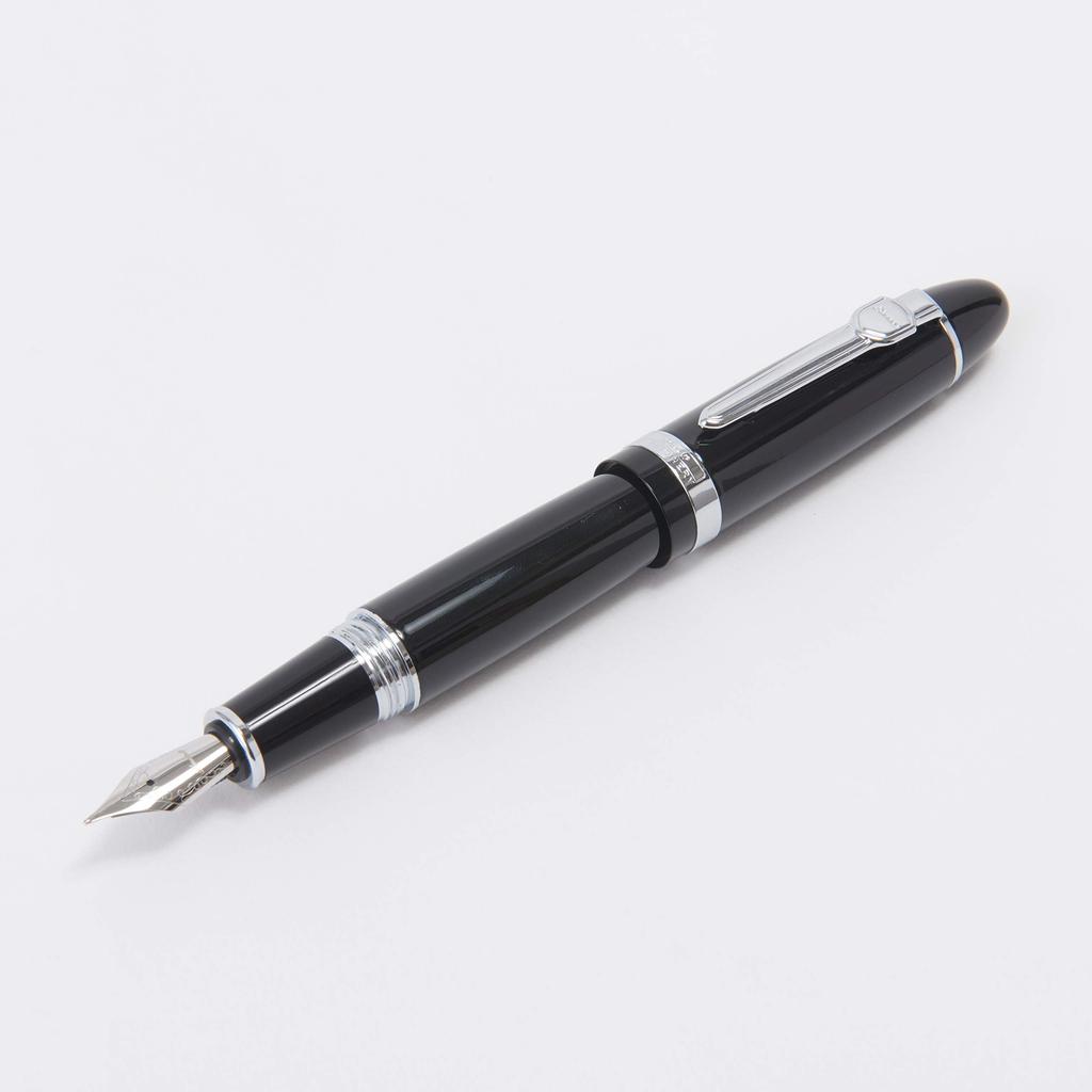 Fountain Pen Fine Nib Black 0424 Hmmm!?