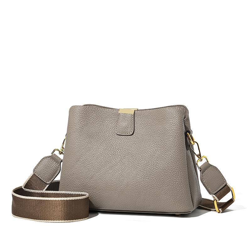High-end Genuine Leather Women's Bag Fashionable and Simple Single-shoulder Crossbody Bag Cowhide Bucket Bag