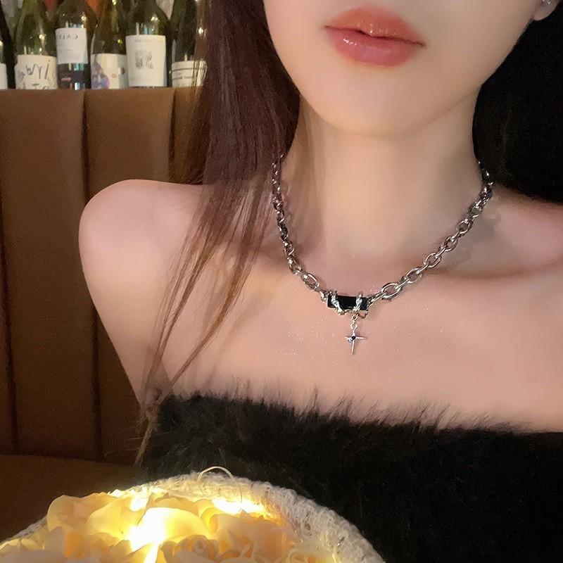 iF ME Wrapped Obsidian Cross Necklace Y2K Silver Clavicle Chain Choker for Women Jewelry Accessories