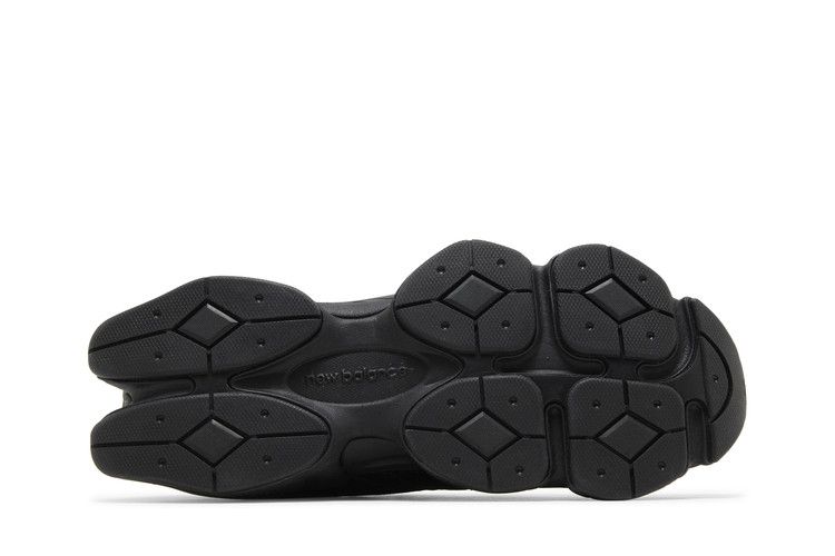 New Balance 9060 Тройной черный