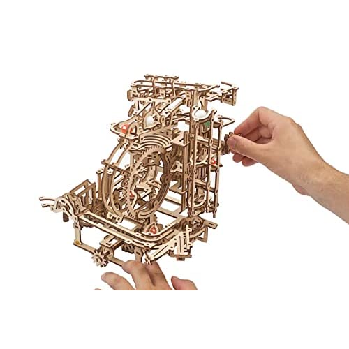 UGEARS Набор для деревянной мраморной дорожки - 3D-пазл Деревянная мраморная дорожка Ступенчатый подъемник с 3-ступенчатым подъемным механизмом и 10 шариками