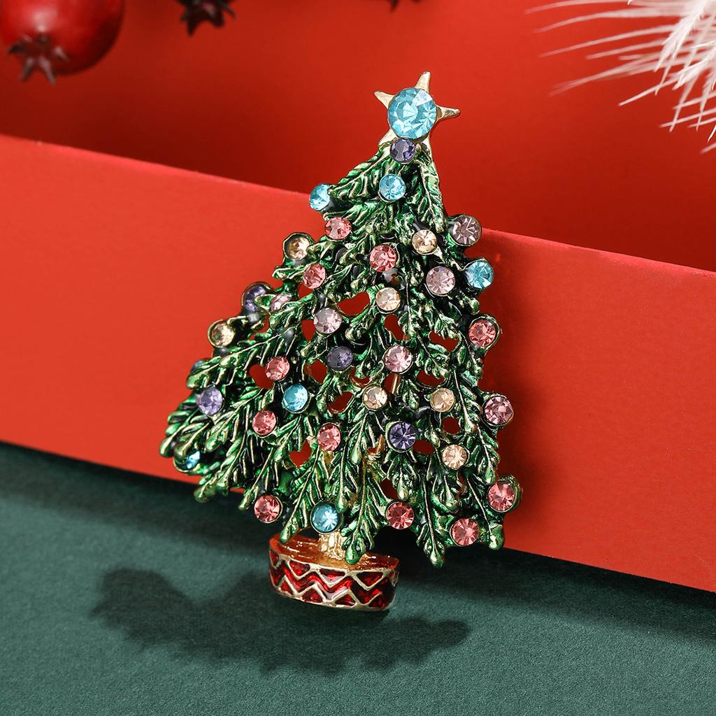 Fashion Alloy Rhinestones Christmas Tree Brooch Delicate Ladies Suit Cardigan Corsage Ornament Pin