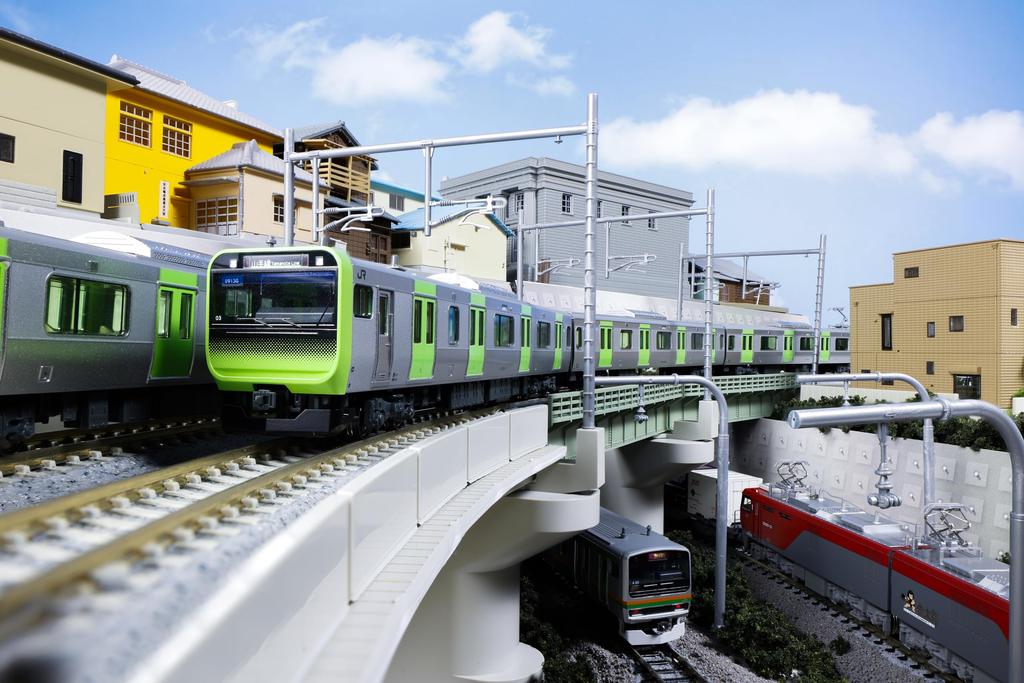 KATO N Gauge E235 Series Yamanote Line Базовый набор Железнодорожная модель поезда 4-вагонный 10-1468S
