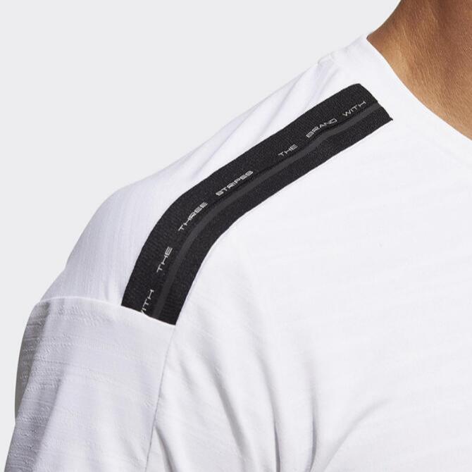 Adidas Футболка мужская повседневная спортивная с круглым вырезом и коротким рукавом HE9942