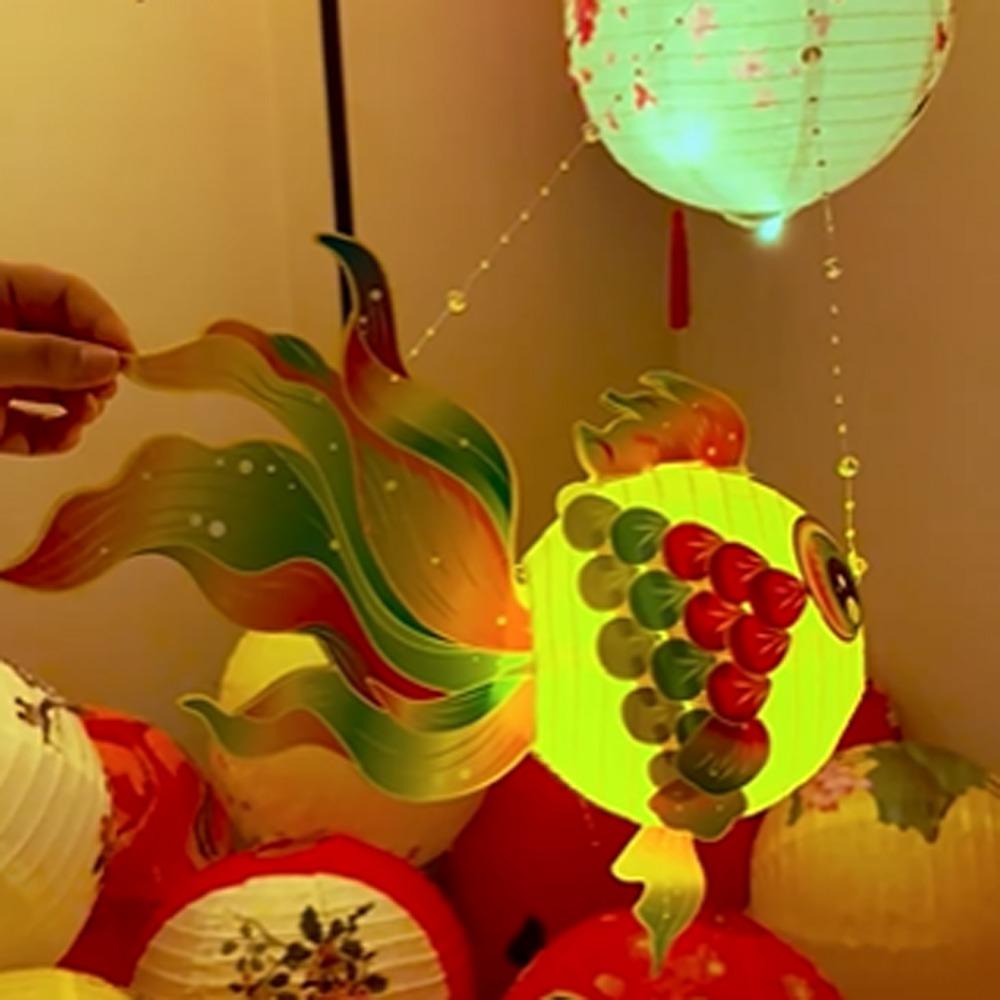 Handmade Handheld Fish Lantern Fish-Shaped Chinese Glowing Handheld Lantern Hanfu Accessories