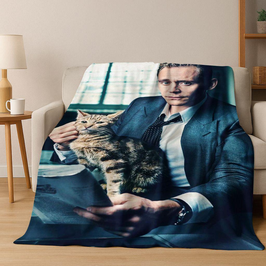 3D Tom Hiddleston Art Actor Star Flannel Blanket,Cozy Soft Throw Blanket for Home Bedroom Bed Sofa Picnic Office Cover Kids Gift