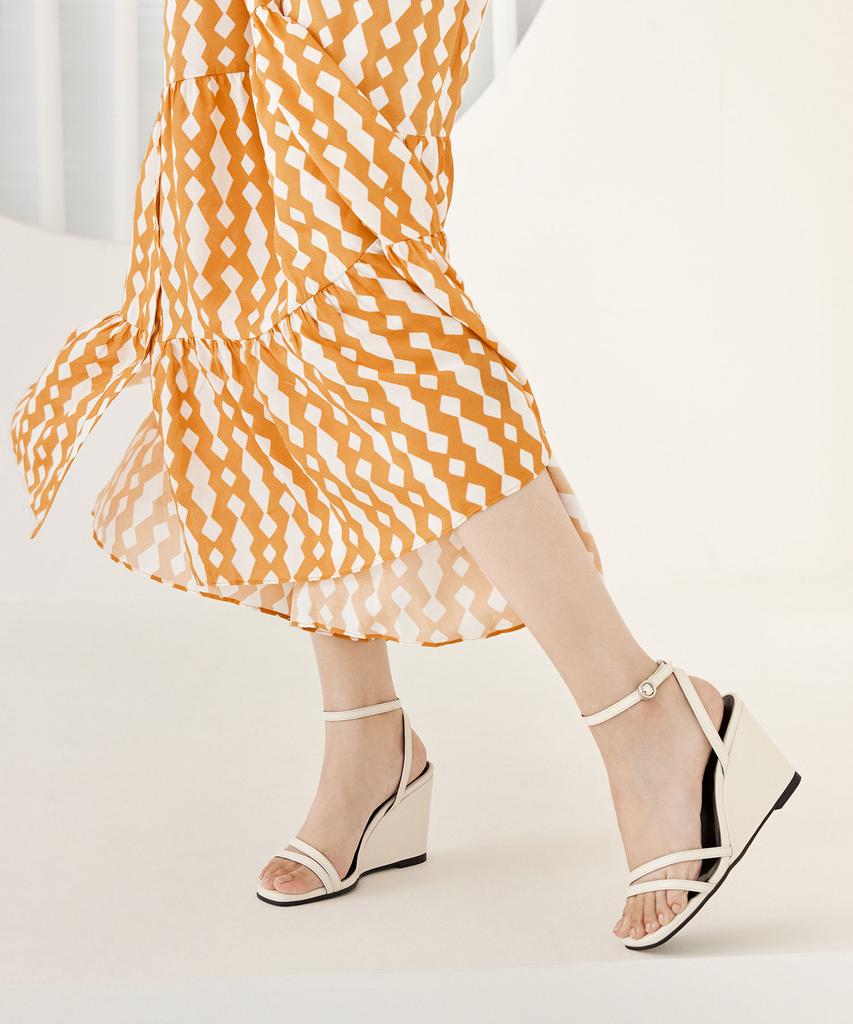 Awesome Dew Sandals_Ads369