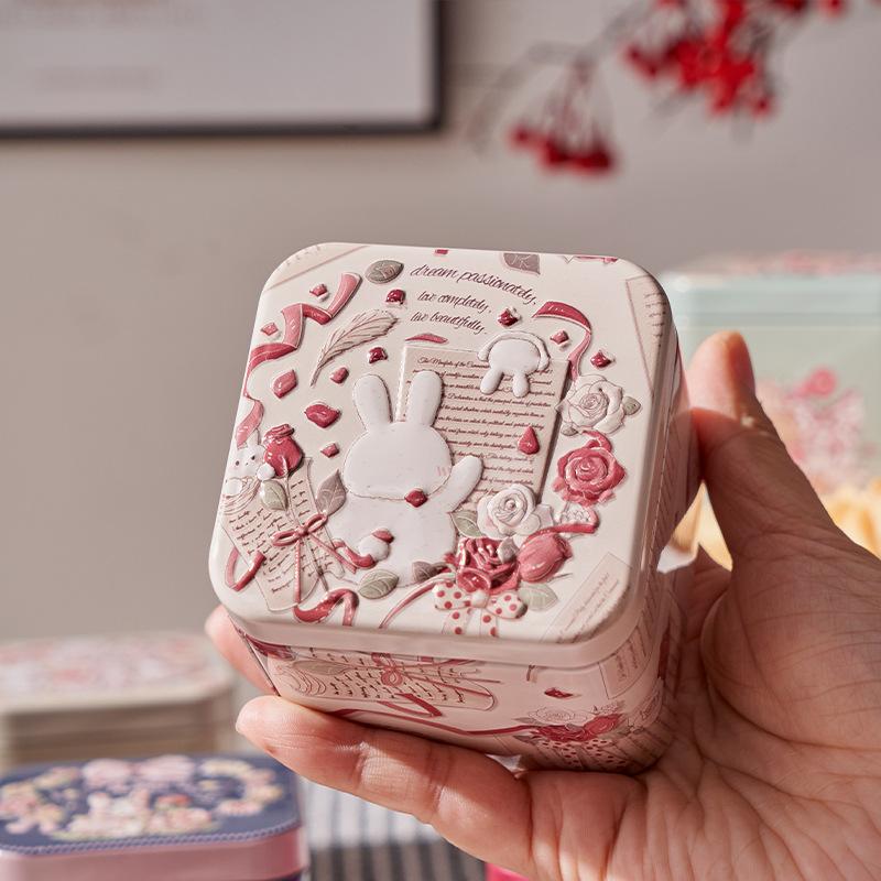 1 шт. Квадратная жестяная коробка с рельефным рисунком кролика, жестяная банка для хранения, контейнер для конфет, печенья, чая, многоразовая, герметичная, подарочная коробка для дома и кухни