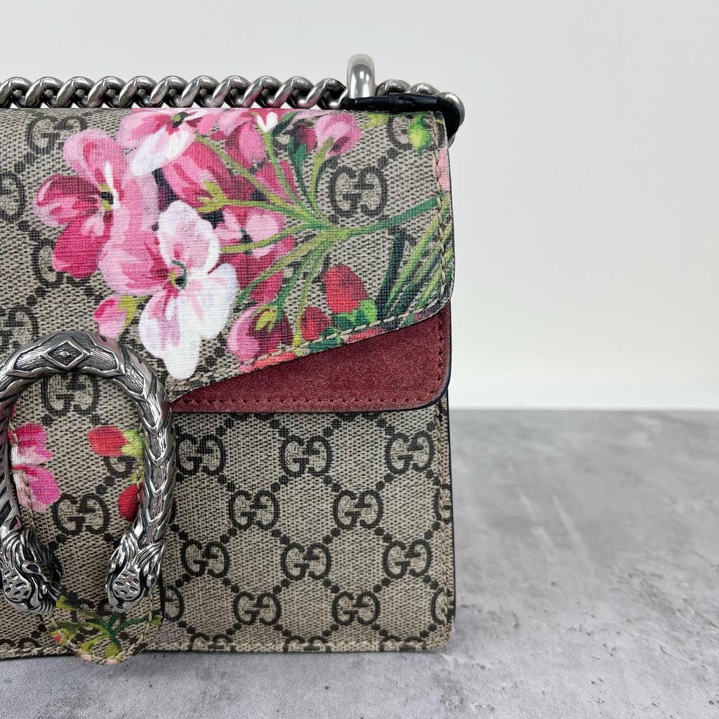 [Pre-Owned] Dionysus GG Blooms Tiger Head Buckle Logo Camellia Print Chain Canvas And Leather Crossbody Bag - Excellent #WHQSUO
