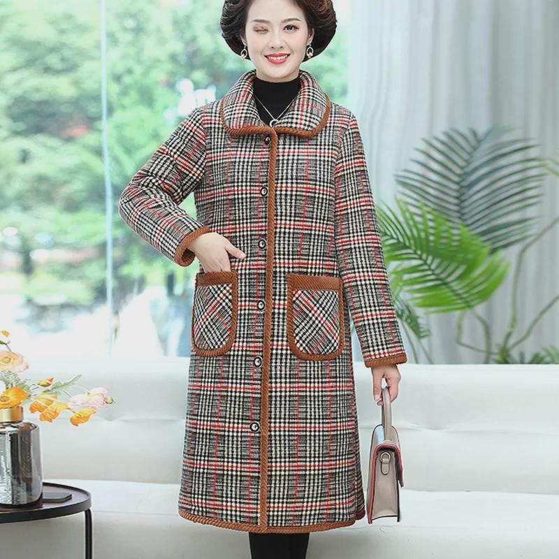 Теплое бархатное пальто с цветочным принтом и кристаллами для женщин среднего и пожилого возраста