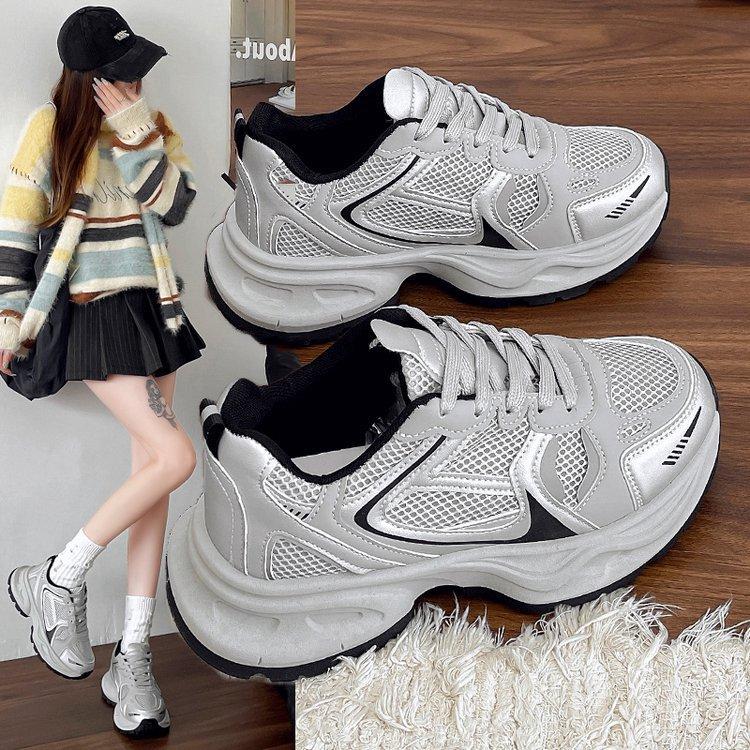 Женские туфли на толстой подошве серебристого цвета, весна 2024 года, новые, с круглым носком, удобные, увеличивающие рост, универсальные, для спорта и отдыха, сноуборд-туфли, папины туфли