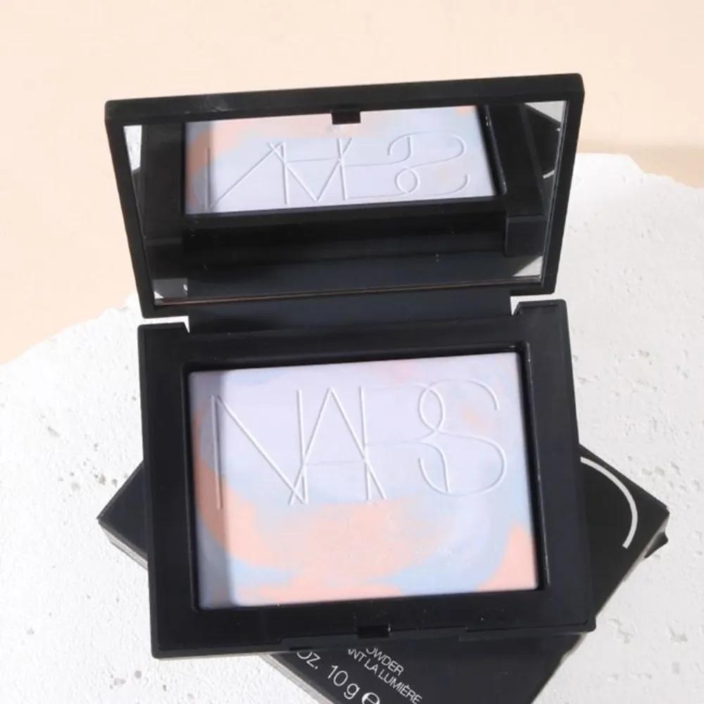 NARS Light Reflecting Prismatic Powder Interstellar 10g