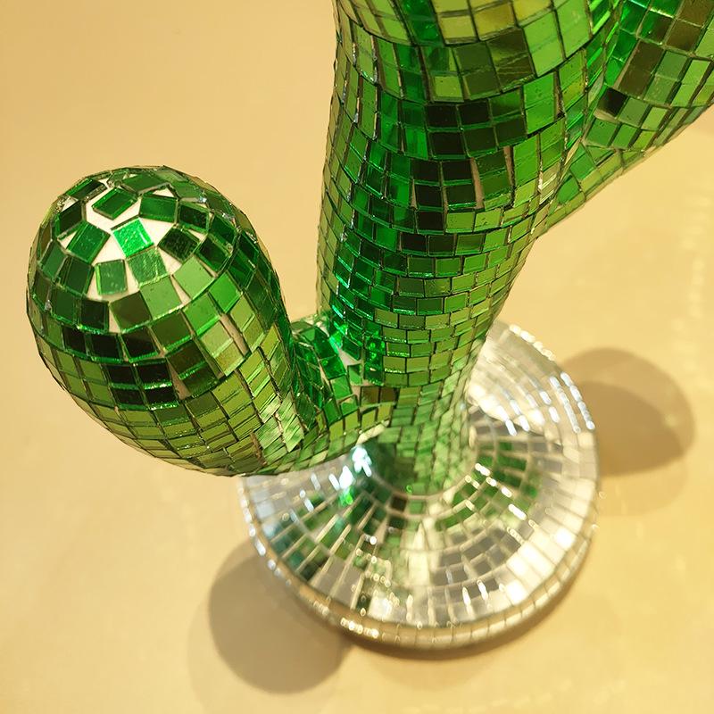 Reflective Disco Ball Cactus Ornaments: Creative Indoor Glass Decorations for Christmas