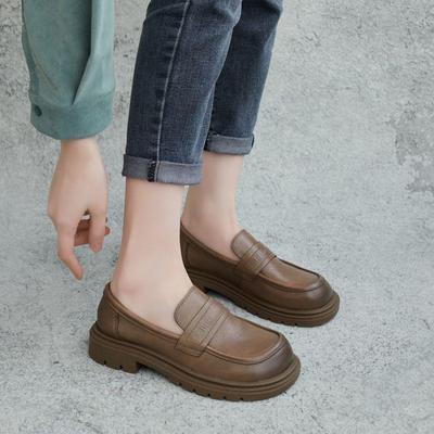 Женские лоферы слипоны из натуральной кожи на весну 2025 года: Британский стиль, круглый носок, мягкая подошва, плоский каблук.