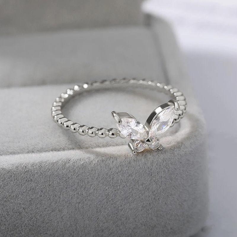 1Pc Fashionable Exquisite Simple Butterfly Single Ring Fashionable Exquisite Inlaid Synthetic Zircon Ring Daily Matching Ring
