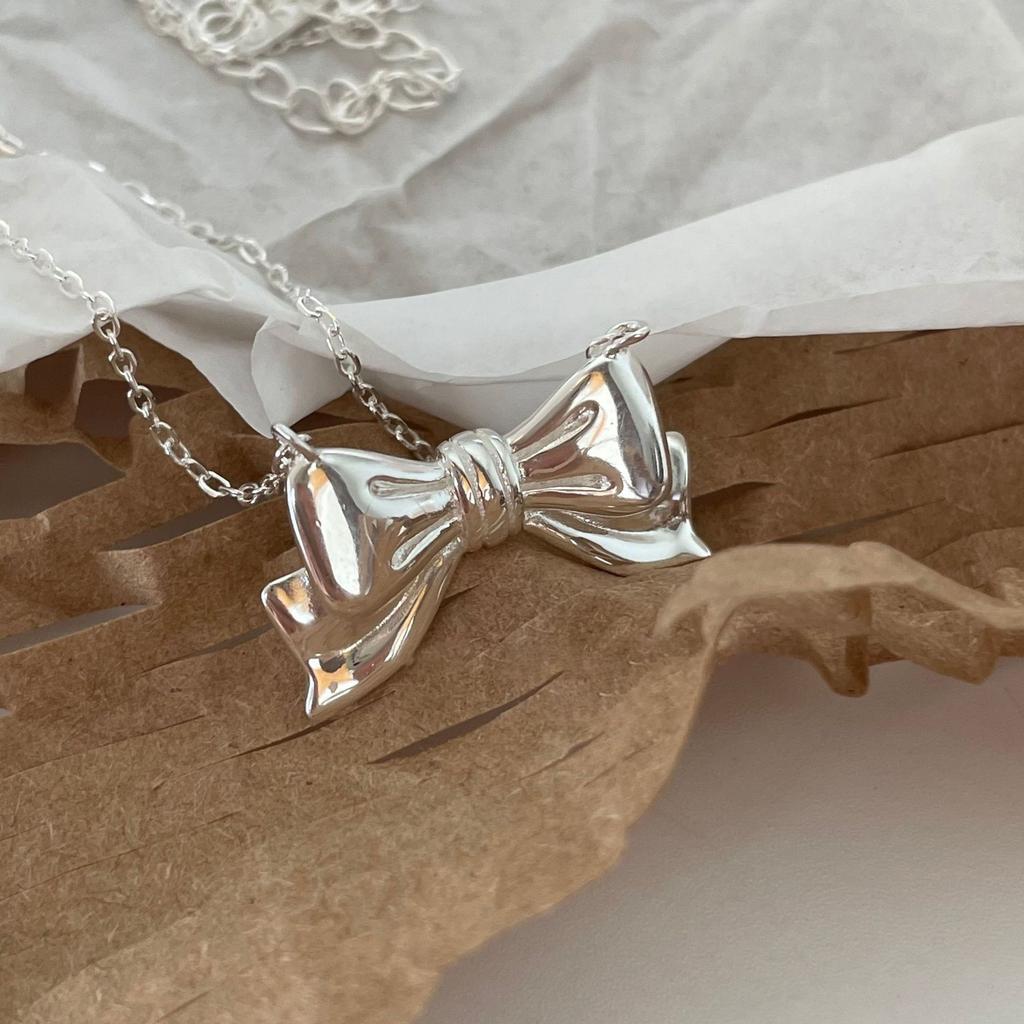 Ожерелье ins wind bow ожерелье женское простое нежное ветровое шейное цепочка нишевый дизайн ключичная цепочка