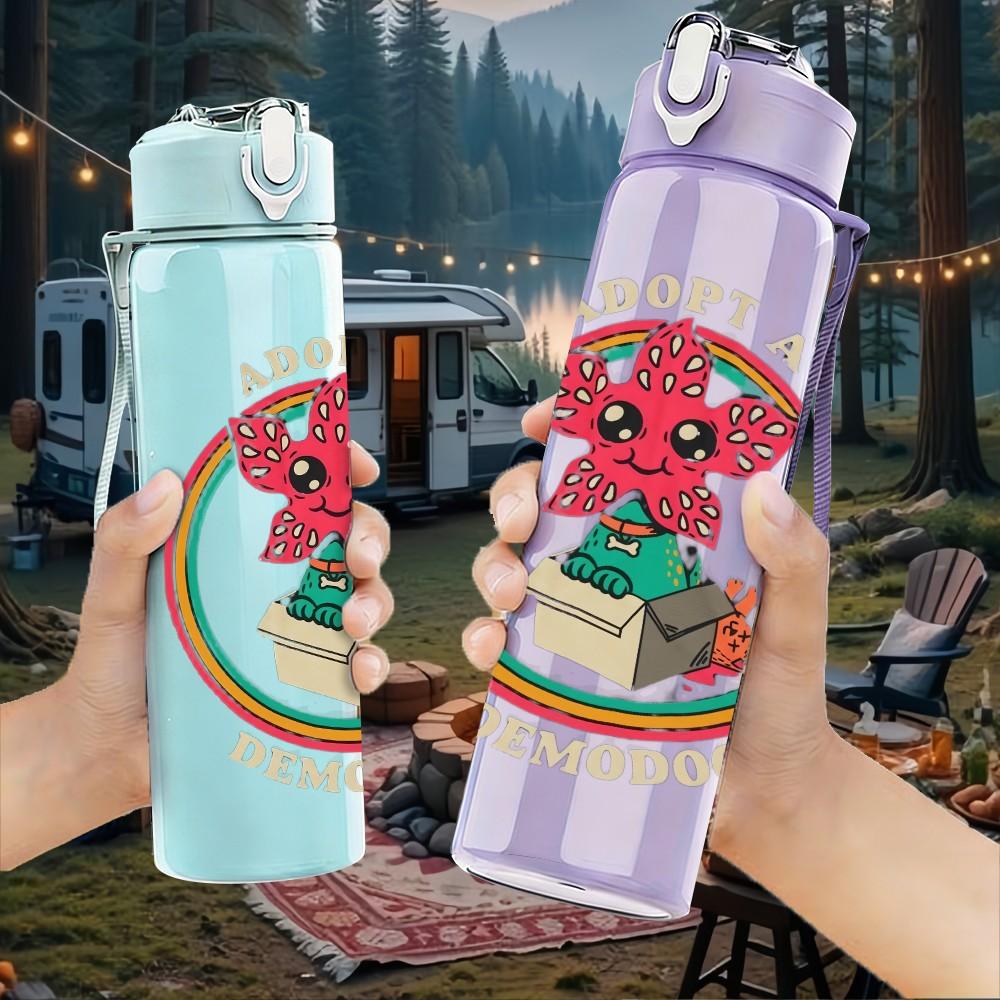 1PC Happy Flower Circular Badge Print 750ml Color Plastic Sports Water Bottle Leakproof Flip Straw Lid Suitable for Sports Office Home Use