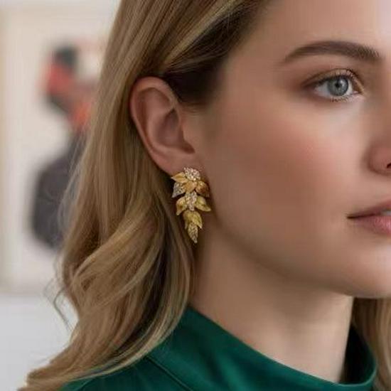 Элегантные серьги-гвоздики в виде листа со стразами для женщин – Роскошный, универсальный дизайн с подвесками