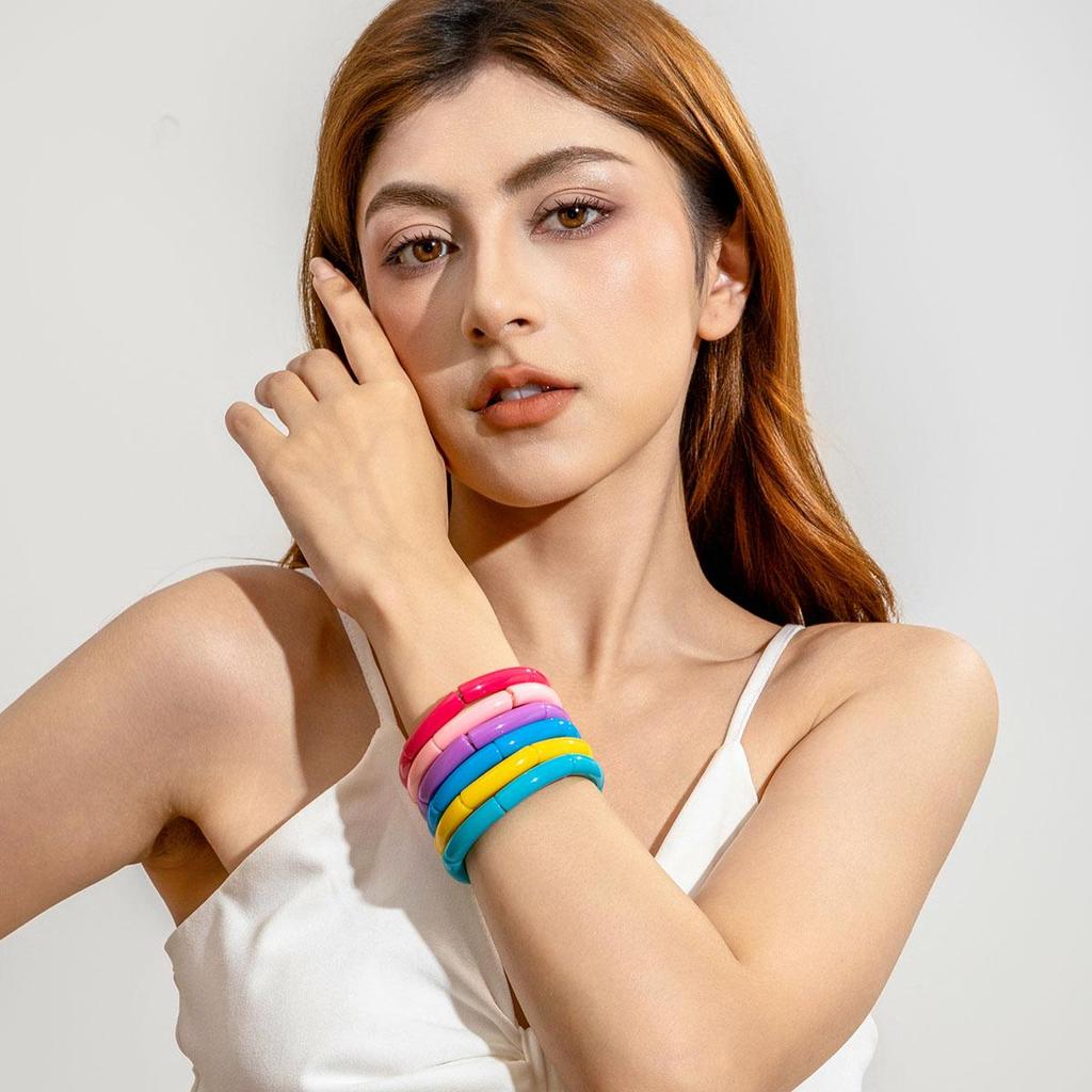Cross Border Fashion and Cute Dopamine Style Round Tube Acrylic Bracelet for Women Jewelry Seaside Tourism Macaron Color Bracelet Matching
